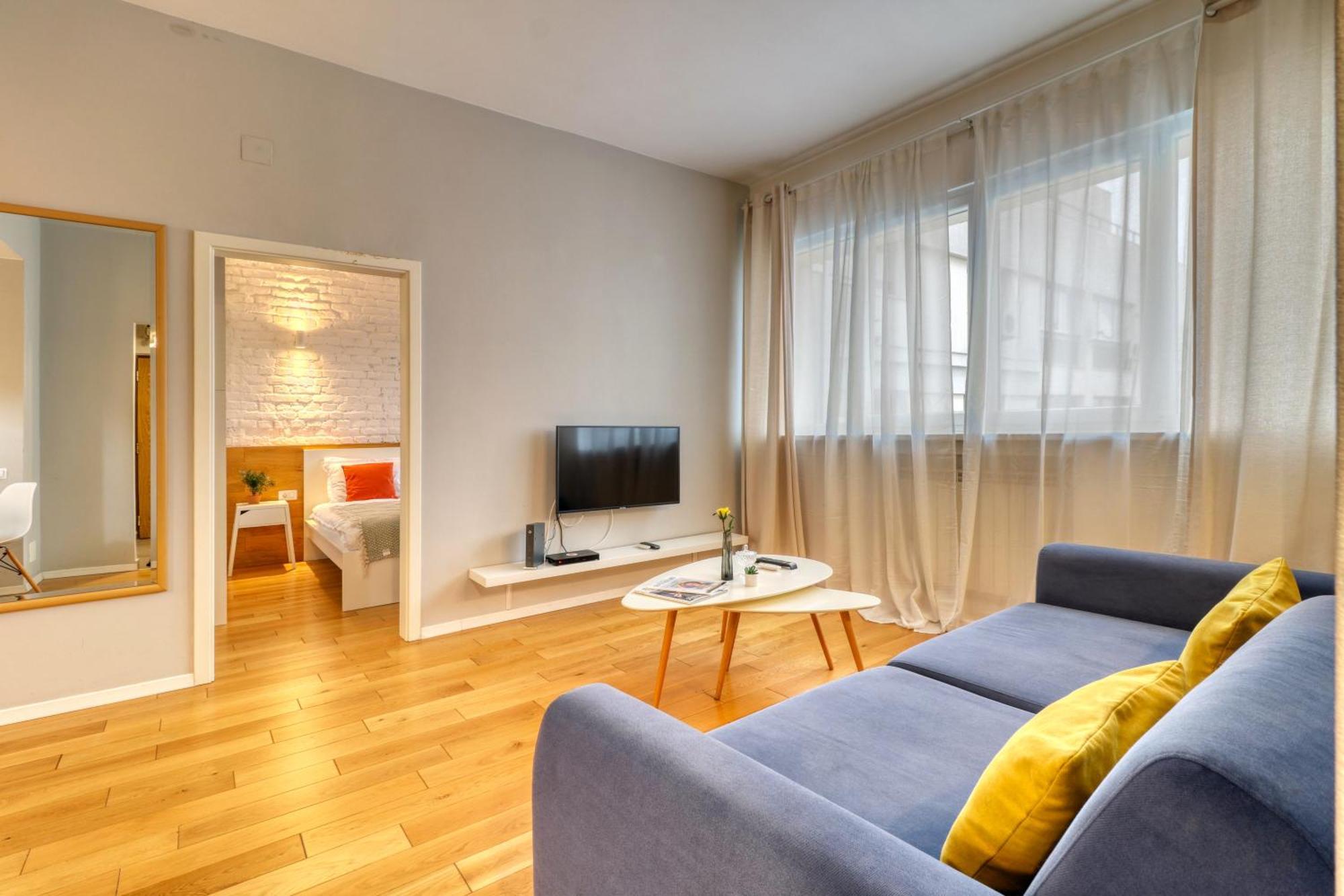 Urban Chic Apartment Bukares Bagian luar foto