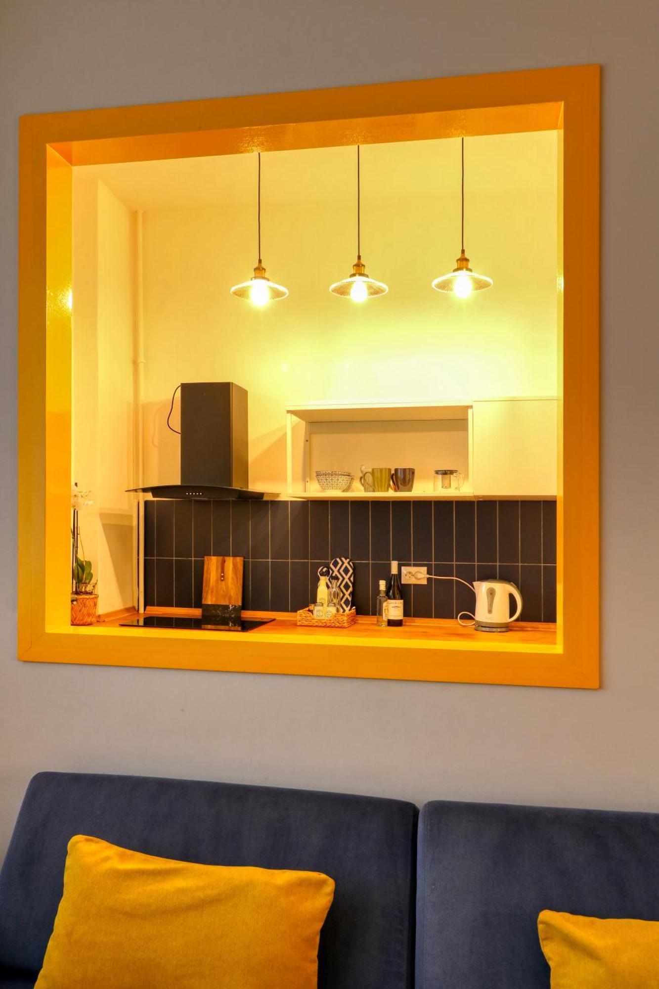Urban Chic Apartment Bukares Bagian luar foto